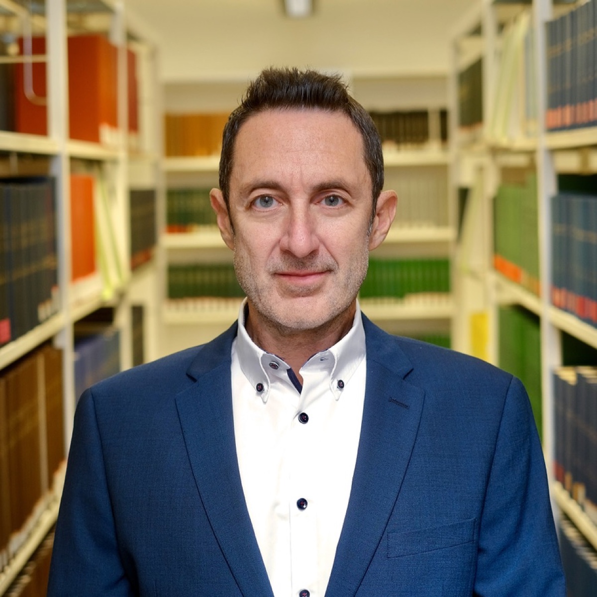 Univ.-Prof. Dr. Dr. Sascha Kraus
